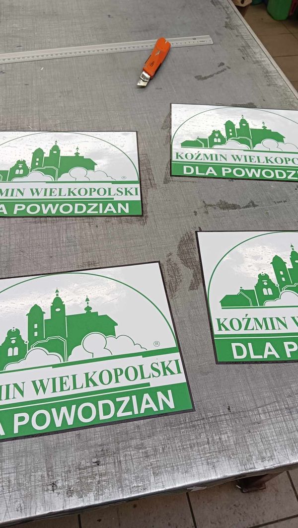 Podziękowania 